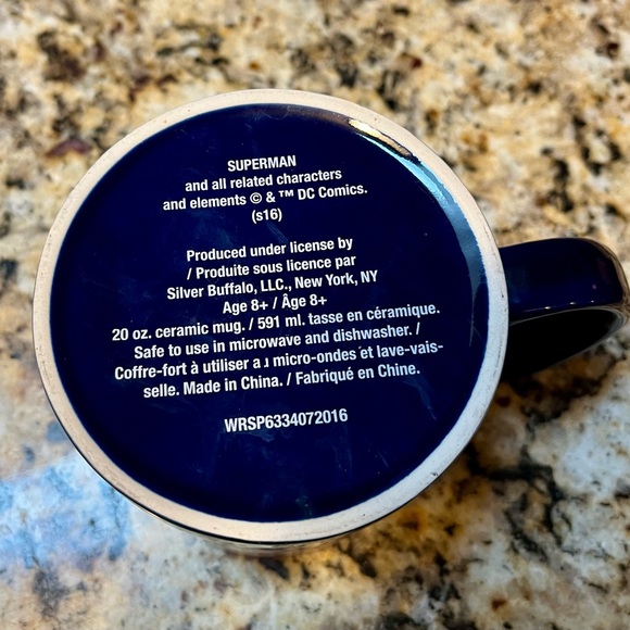 Superman Comic Mug - Red and Blue - Picture 3 of 3